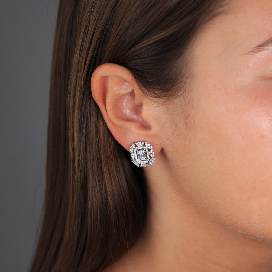 Pendientes estilo vintage realizados en oro blanco de 18k con diamantes