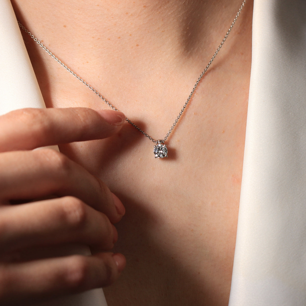 Collar de Platino 950 con Diamante Talla Brillante