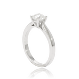 Sortija de platino 950 con diamante solitario