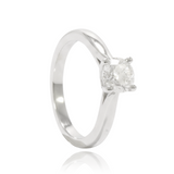 Anillo platino 950 con diamante solitario de 0,90cts.