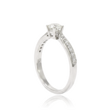 Anillo de platino con diamantes certificados