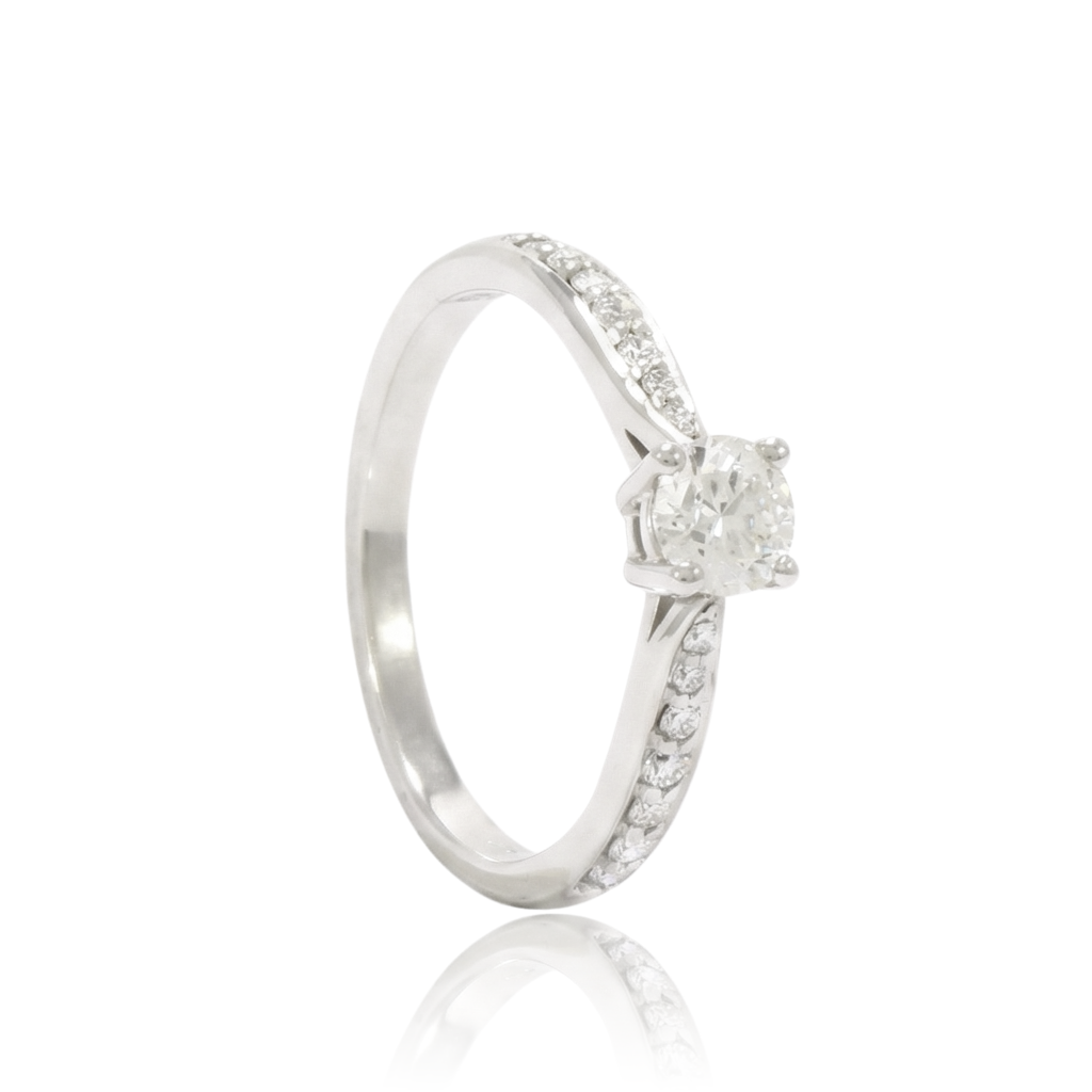 Anillo Platino con diamantes certificados igi